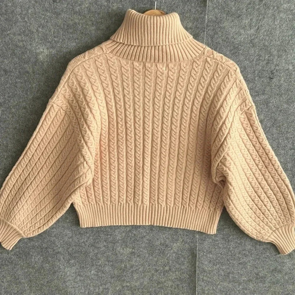 Truth By Republic turtleneck short soft oversize sweater size Small Petite NWOT - Picture 2 of 5